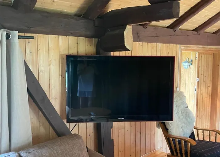 Converted Barn In Peaceful Countryside Near Farstadsanden