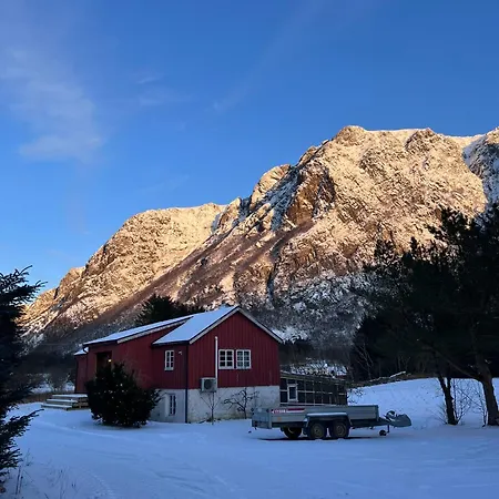 Converted Barn In Peaceful Countryside Near Farstadsanden Farstad